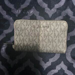 Michael Kors Silver Textured Wallet